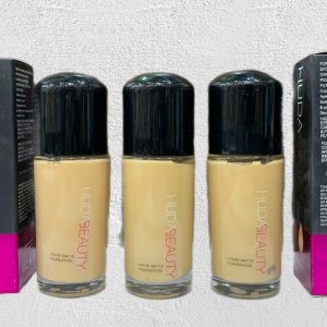 Huda Beauty Foundation 1 Pc