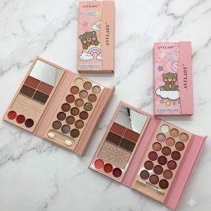 ANYLADY Rainbow Bear Makeup Palette